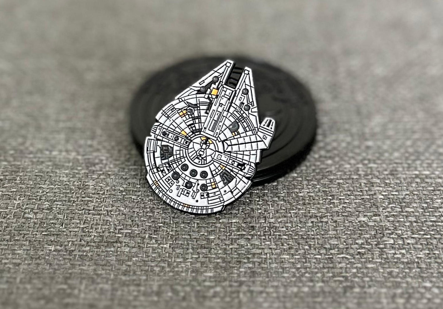 Star Wars Millennium Falcon Collectible Pin Asia Exclusive