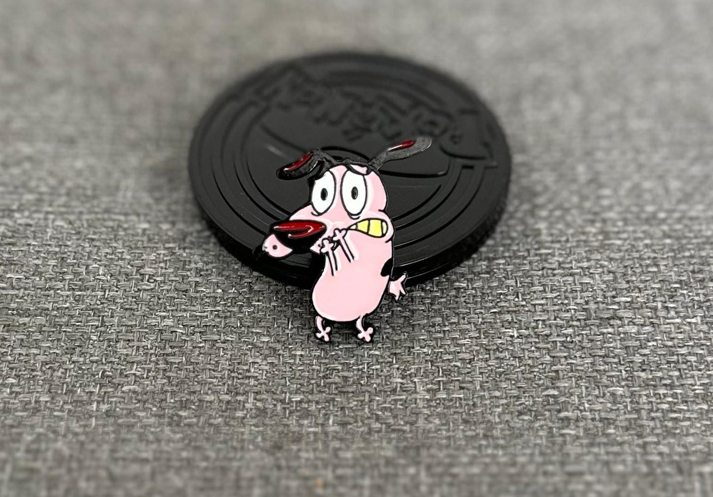 Courage the Cowardly Dog Courage Scared Collectible Pin Asia Exclusive