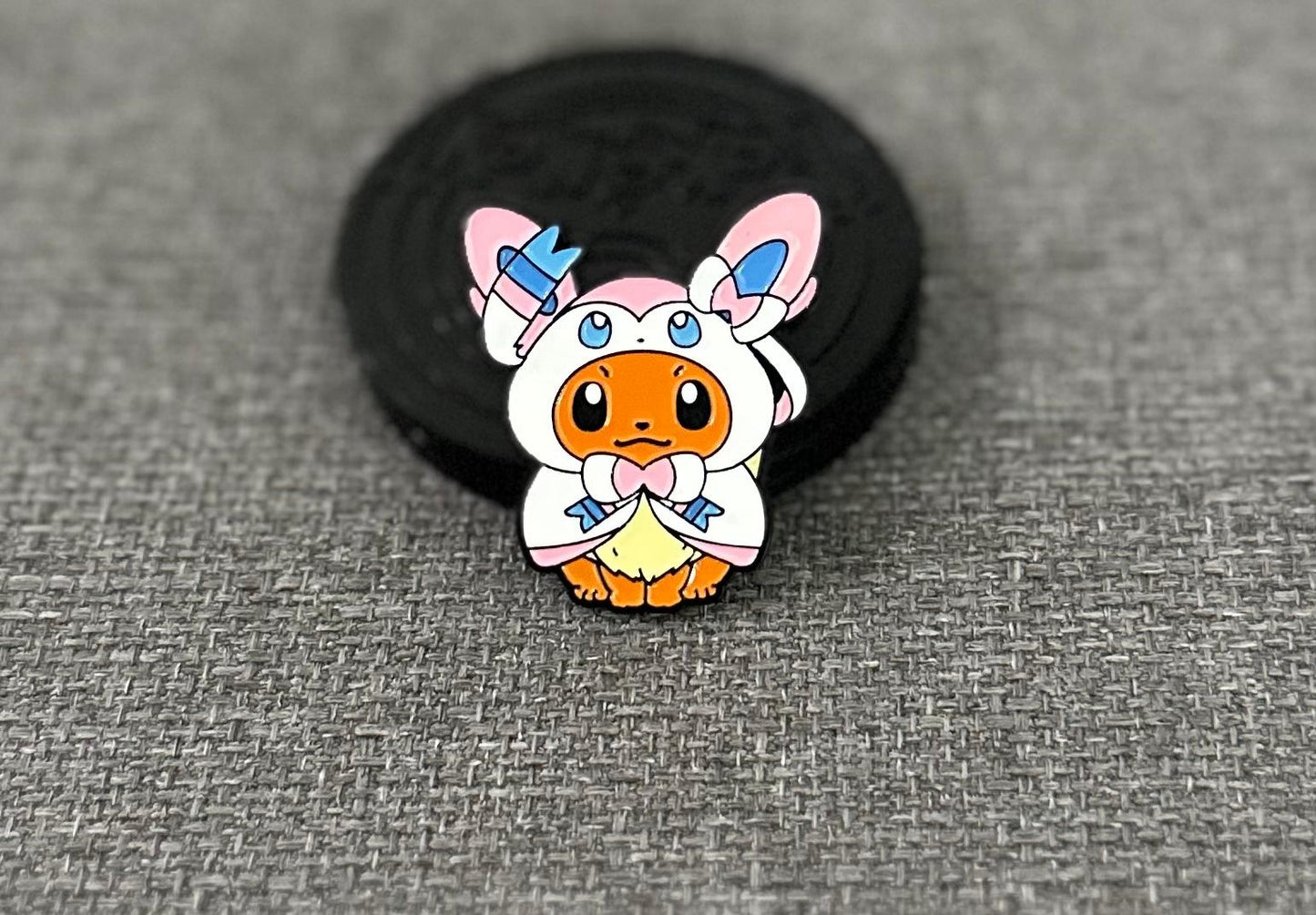 Pokemon Eevee Sylveon Cosplay Collectible Pin Asia Exclusive