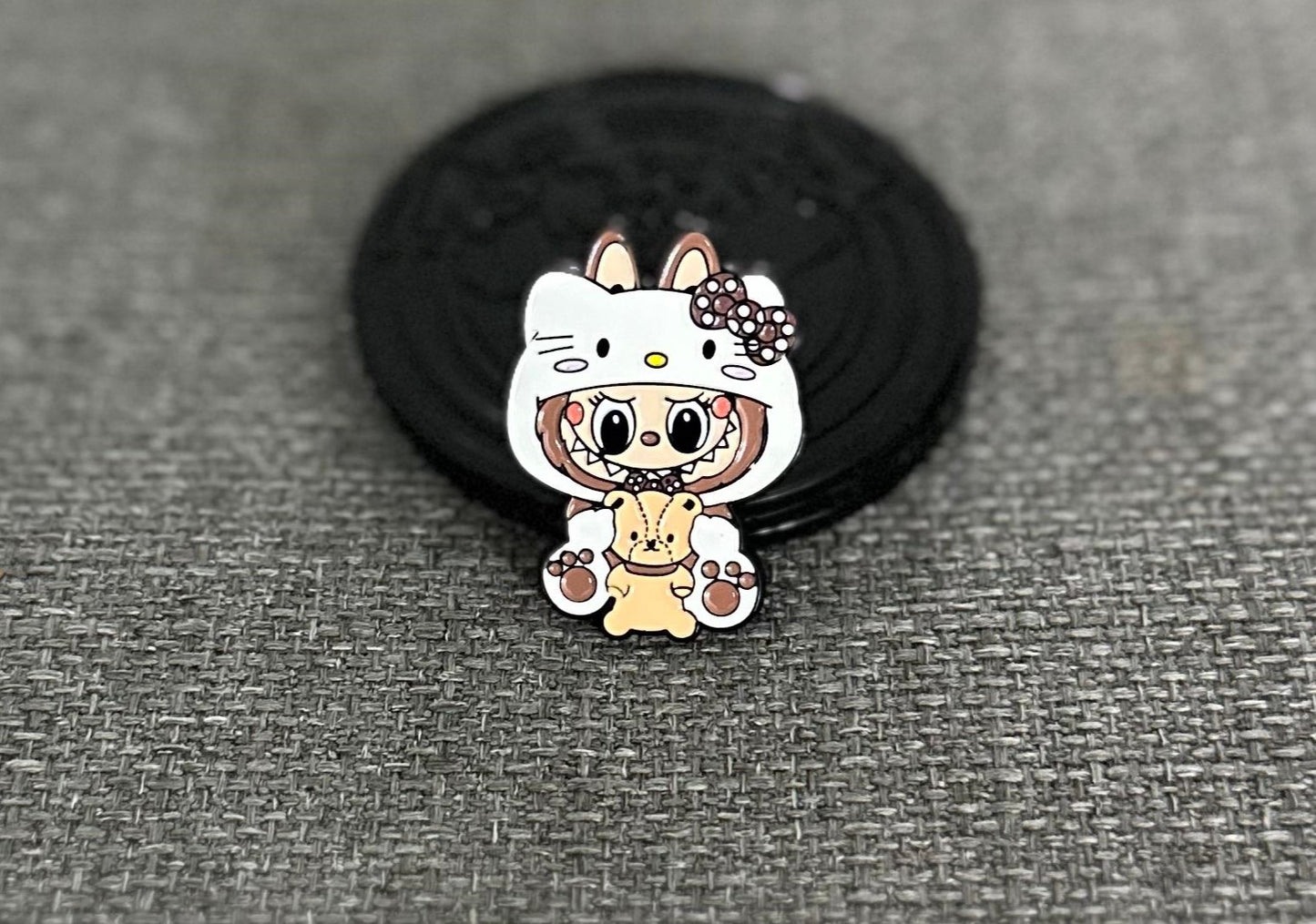 Labubu Labubu Hello Kitty Cosplay Collectible Pin Asia Exclusive