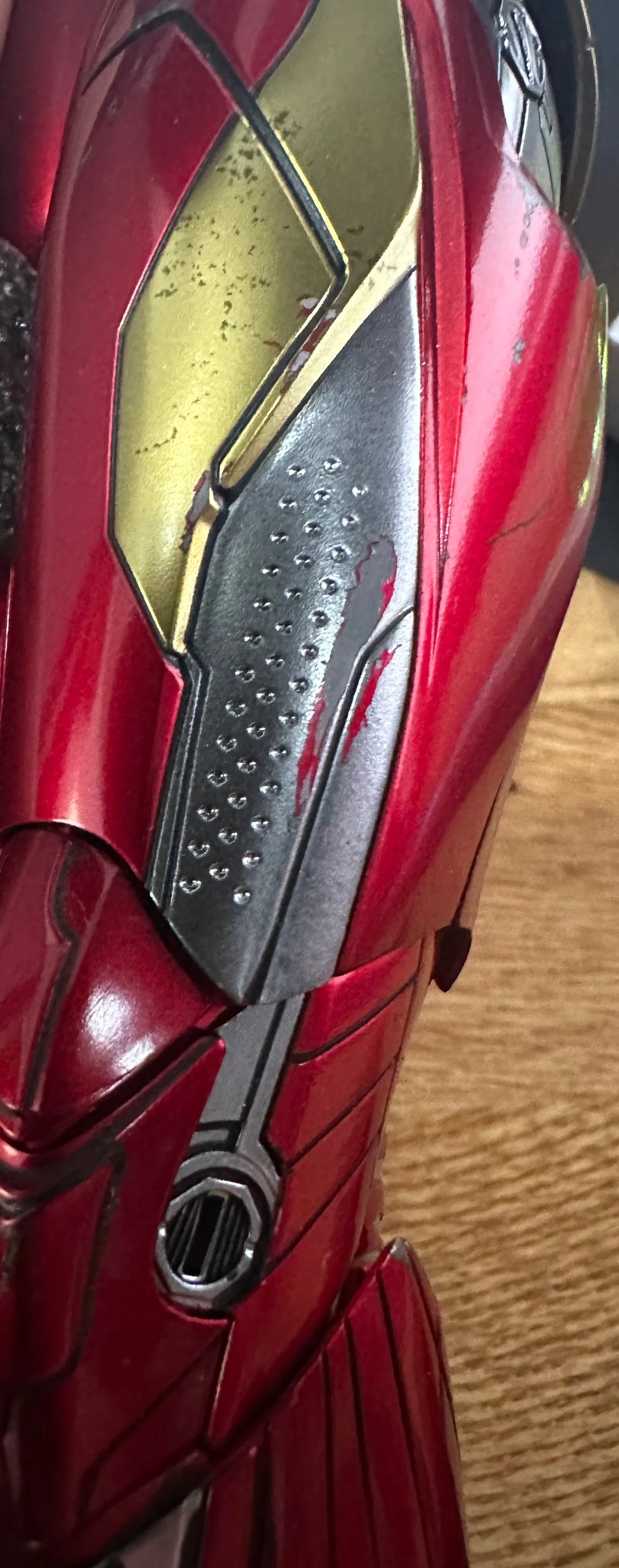 Hot Toys 1/6 Captain America Civil War: Iron Man Mark 46 (Original Issue/ Not Reissue)