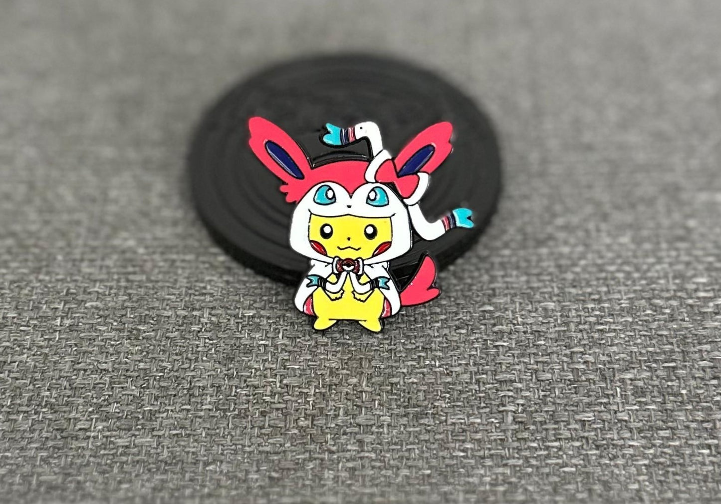 Pokemon Pikachu Sylveon Cosplay Collectible Pin Asia Exclusive