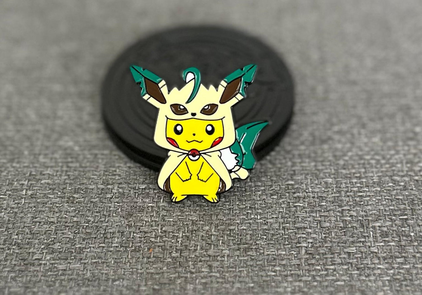 Pokemon Pikachu Leafeon Cosplay Collectible Pin Asia Exclusive