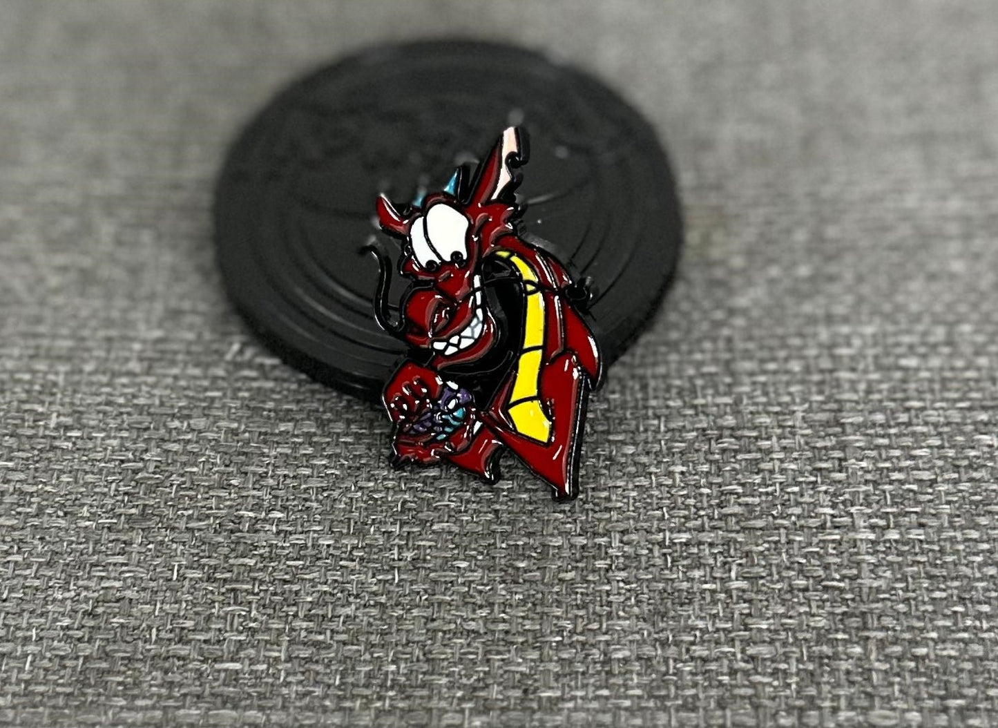 Disney Mulan Mushu & Cricket Collectible Pin Asia Exclusive